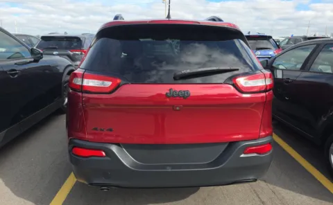 More photos of 2016 Jeep Cherokee High Altitude at Auto Boutique Ohio, OH