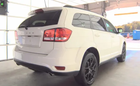 More photos of 2019 Dodge Journey SE at Auto Boutique Ohio, OH