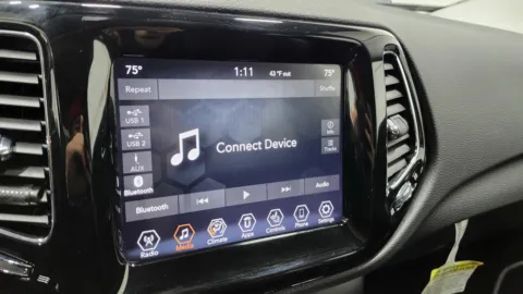 More photos of 2020 Jeep Compass Limited at Auto Boutique Ohio, OH