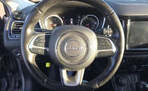 More photos of 2020 Jeep Compass Limited at Auto Boutique Ohio, OH