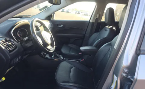 More photos of 2020 Jeep Compass Limited at Auto Boutique Ohio, OH