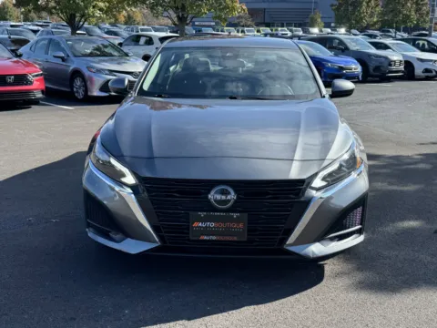 Another view of 2023 Nissan Altima 2.5 SV for sale in Columbus, OH at Auto Boutique Ohio