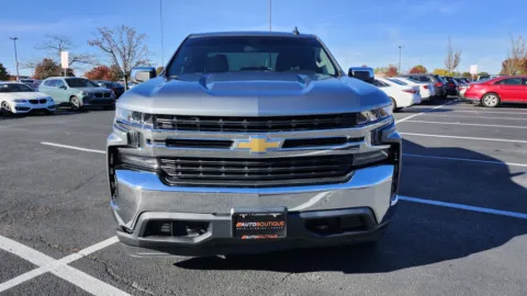 Another view of 2019 Chevrolet Silverado 1500 LT for sale in Columbus, OH at Auto Boutique Ohio