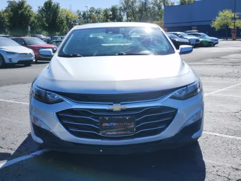 Another view of 2020 Chevrolet Malibu LT for sale in Columbus, OH at Auto Boutique Ohio