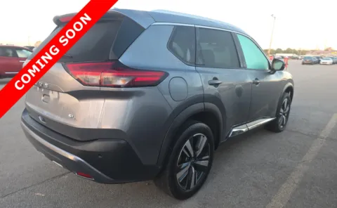 More photos of 2023 Nissan Rogue SL at Auto Boutique Ohio, OH