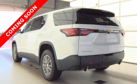 More photos of 2022 Chevrolet Traverse LT Cloth at Auto Boutique Ohio, OH