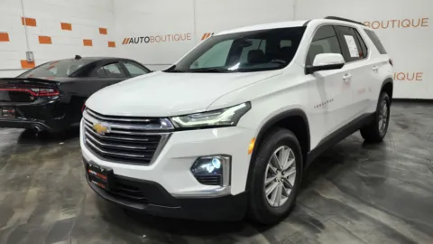 More photos of 2022 Chevrolet Traverse LT Cloth at Auto Boutique Ohio, OH