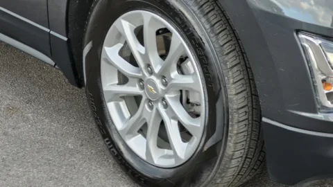 More photos of 2018 Chevrolet Equinox LS at Auto Boutique Ohio, OH