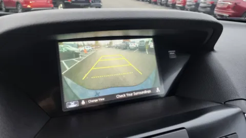 More photos of 2017 Acura MDX w/Technology Pkg at Auto Boutique Ohio, OH