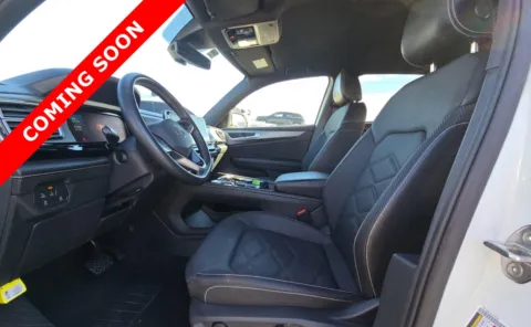 More photos of 2024 Volkswagen Atlas Cross Sport 2.0T SE w/Technology at Auto Boutique Ohio, OH