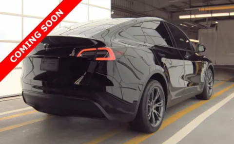 More photos of 2024 Tesla Model Y at Auto Boutique Ohio, OH