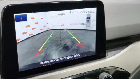 Photos of 2021 Ford Escape SE Hybrid for sale in Columbus, OH at Auto Boutique Ohio