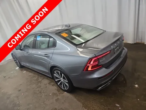 More photos of 2021 Volvo S60 Momentum at Auto Boutique Ohio, OH