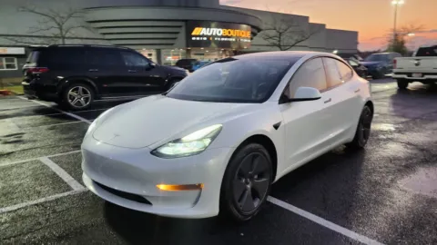 More photos of 2023 Tesla Model 3 at Auto Boutique Ohio, OH