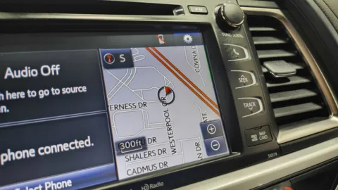 More photos of 2018 Toyota Highlander XLE at Auto Boutique Ohio, OH