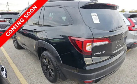 More photos of 2022 Honda Pilot TrailSport at Auto Boutique Ohio, OH