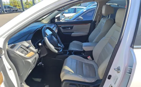 More photos of 2019 Honda CR-V EX-L at Auto Boutique Ohio, OH