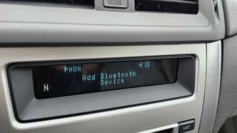 More photos of 2011 Ford Fusion SE at Auto Boutique Ohio, OH