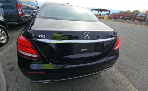 More photos of 2018 Mercedes-Benz E-Class E 300 at Auto Boutique Ohio, OH