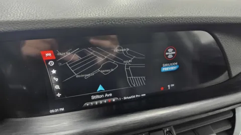 More photos of 2018 Alfa Romeo Stelvio at Auto Boutique Ohio, OH