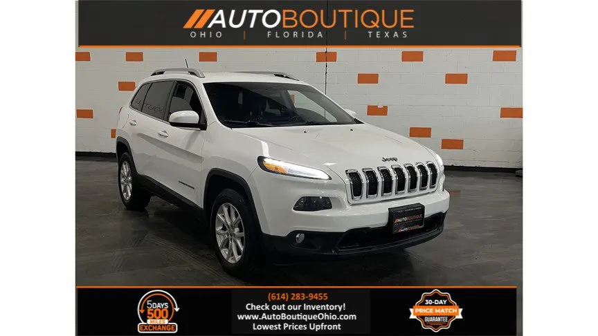 White 2018 Jeep Cherokee Latitude for sale in Columbus, OH