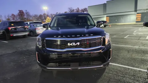 Photos of 2022 Kia Telluride EX for sale in Columbus, OH at Auto Boutique Ohio