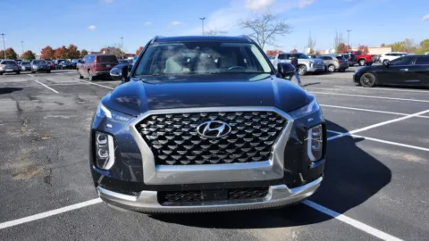 Photos of 2022 Hyundai Palisade Calligraphy for sale in Columbus, OH at Auto Boutique Ohio