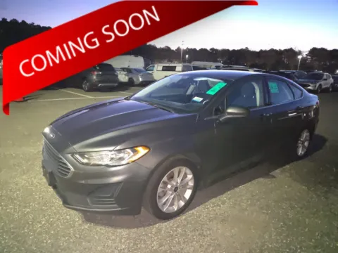 Gray 2020 Ford Fusion Hybrid SE for sale in Columbus, OH