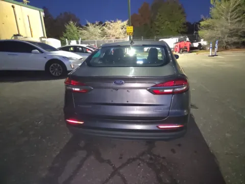 More photos of 2020 Ford Fusion Hybrid SE at Auto Boutique Ohio, OH