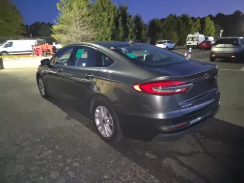 More photos of 2020 Ford Fusion Hybrid SE at Auto Boutique Ohio, OH