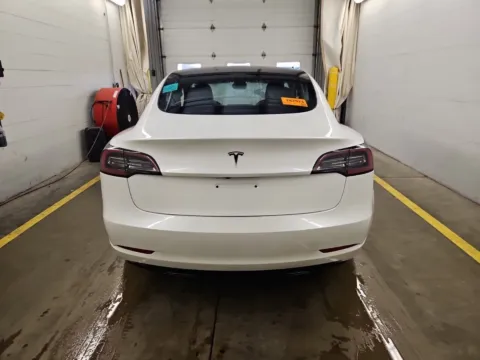 More photos of 2019 Tesla Model 3 Standard Range Plus at Auto Boutique Ohio, OH