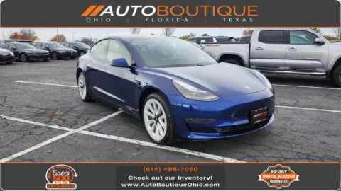 Blue 2021 Tesla Model 3 Standard Range Plus for sale in Columbus, OH