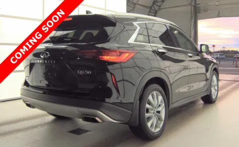 More photos of 2022 INFINITI QX50 LUXE at Auto Boutique Ohio, OH