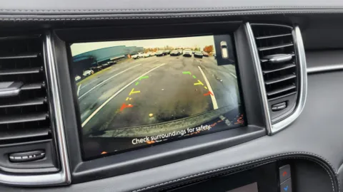 More photos of 2022 INFINITI QX50 LUXE at Auto Boutique Ohio, OH