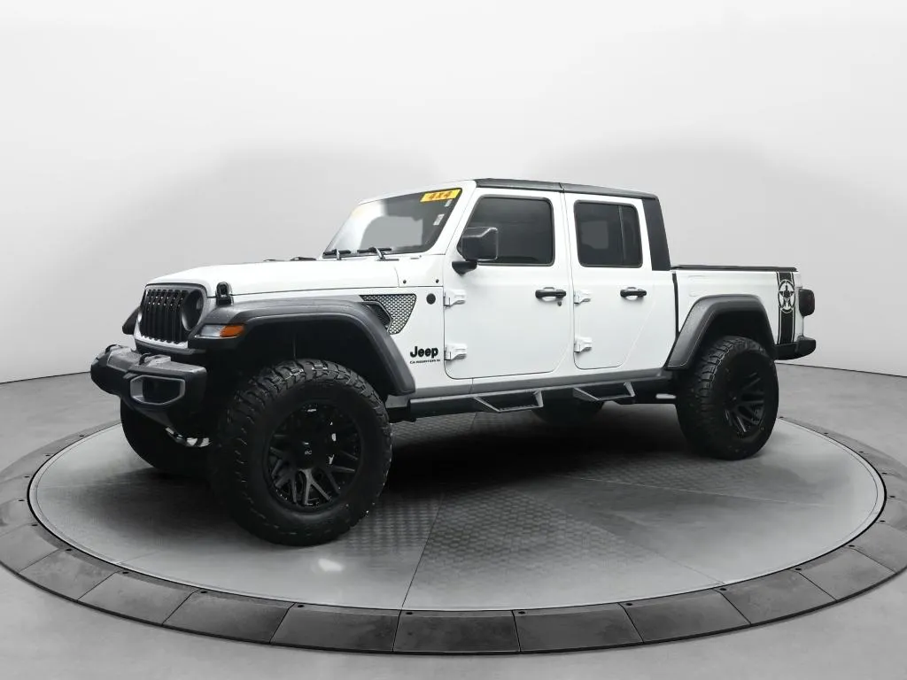 White 2025 Jeep Gladiator Sport for sale in Terre Haute, IN