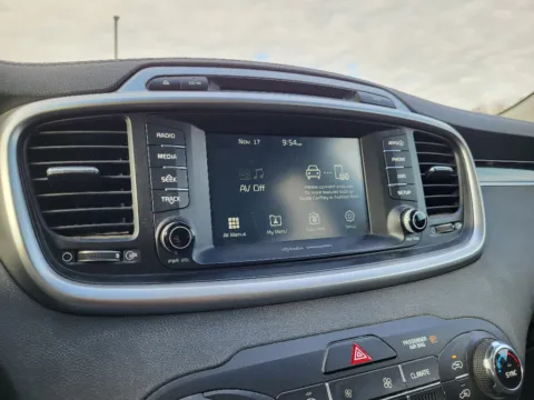 More photos of 2017 Kia Sorento LX at Dorsett Nissan, IN