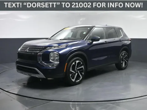 Gray 2024 Mitsubishi Outlander SE for sale in Terre Haute, IN