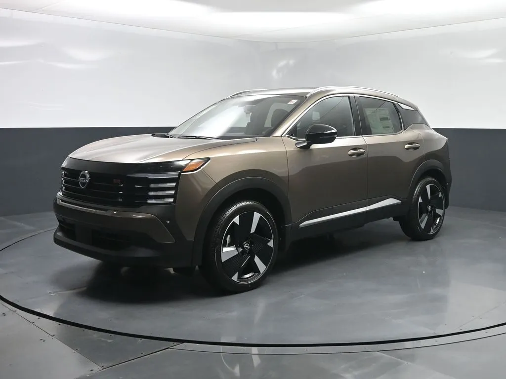 Brown 2026 Nissan Kicks SR for sale in Terre Haute, IN