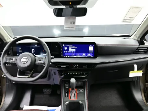 Photos of 2026 Nissan Kicks SR for sale in Terre Haute, IN at Dorsett Nissan