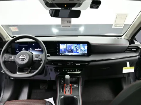 Photos of 2026 Nissan Kicks SR for sale in Terre Haute, IN at Dorsett Nissan