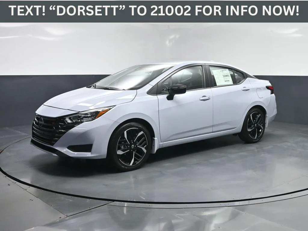 2025 Nissan Versa SR