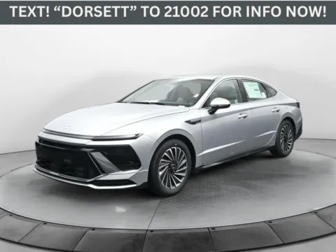 Silver 2024 Hyundai Sonata Hybrid SEL for sale in Terre Haute, IN