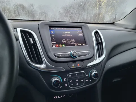 More photos of 2024 Chevrolet Equinox LT at Dorsett Nissan, IN