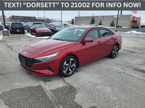 Red 2023 Hyundai Elantra SEL for sale in Terre Haute, IN