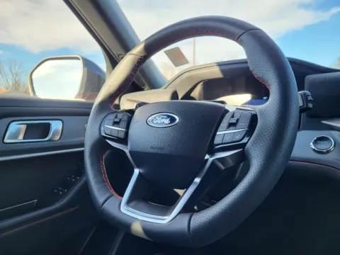 More photos of 2025 Ford Explorer ST-Line at Dorsett Nissan, IN