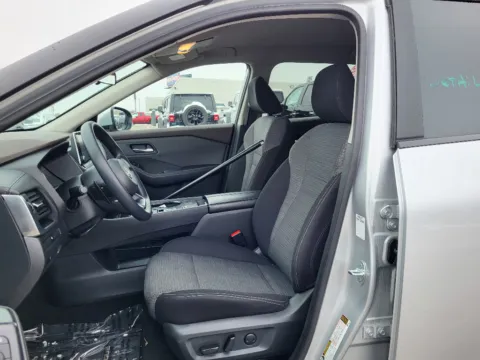 More photos of 2023 Nissan Rogue SV at Dorsett Nissan, IN