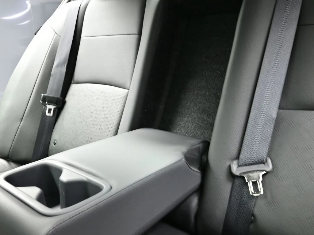 2025 Nissan Altima SL - Photo 18