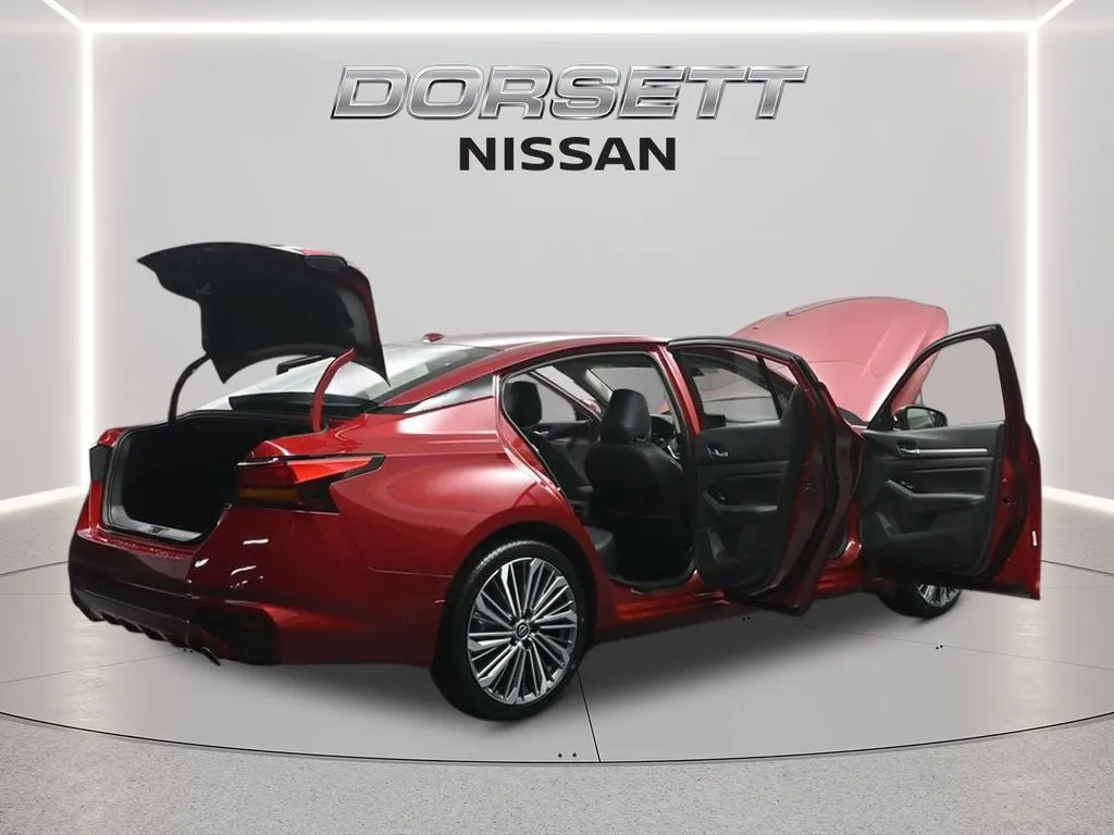 2025 Nissan Altima SL - Photo 26