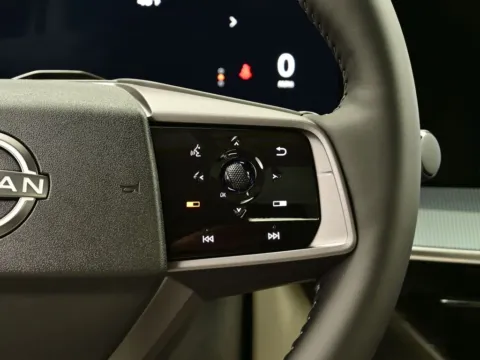 Photos of 2026 Nissan Murano Platinum for sale in Terre Haute, IN at Dorsett Nissan