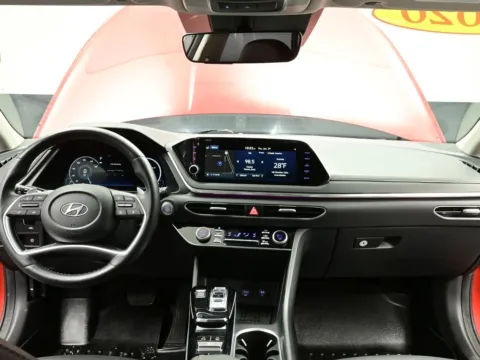 Photos of 2020 Hyundai Sonata Limited for sale in Terre Haute, IN at Dorsett Nissan